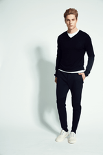 Finn V-Neck Pullover